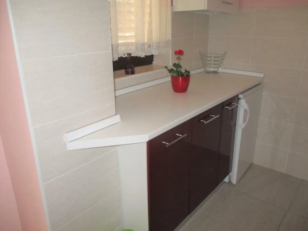 Apartman Bukaleta In Loznati Appartamento